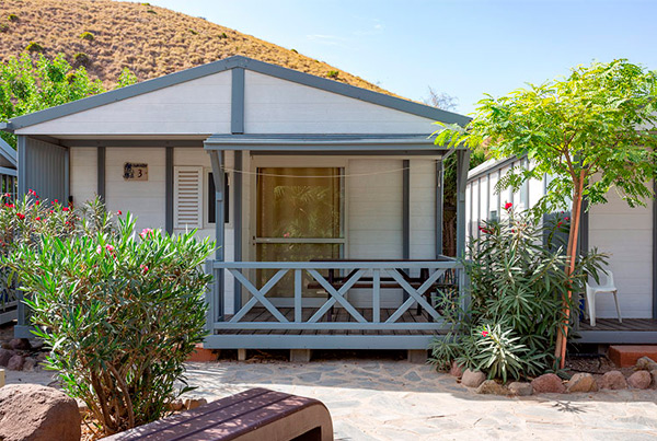 camping-los-escullos-bungalows